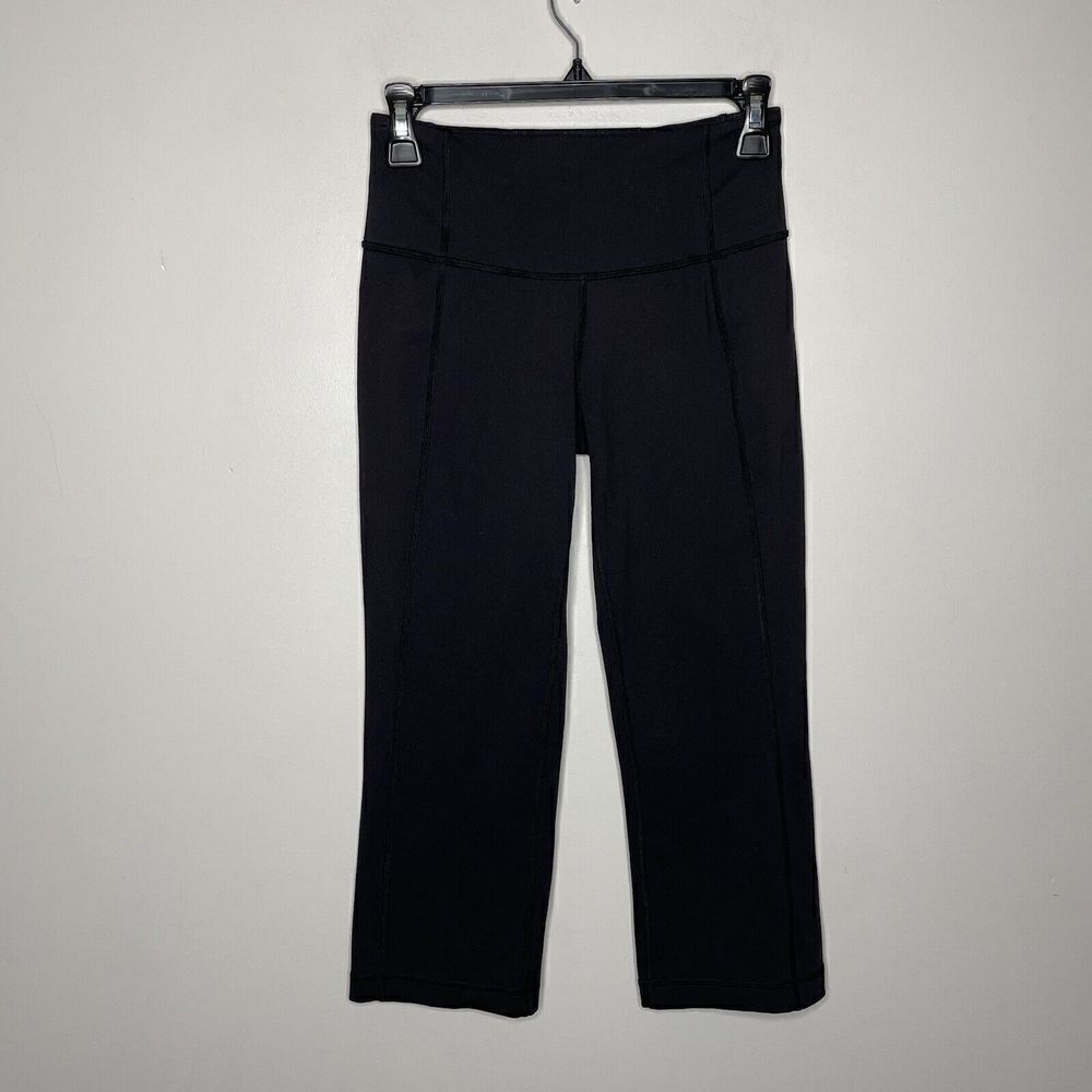 LULULEMON Womens Solid Black Crop Leggings Ruched Rear Calf Slits Sz 4